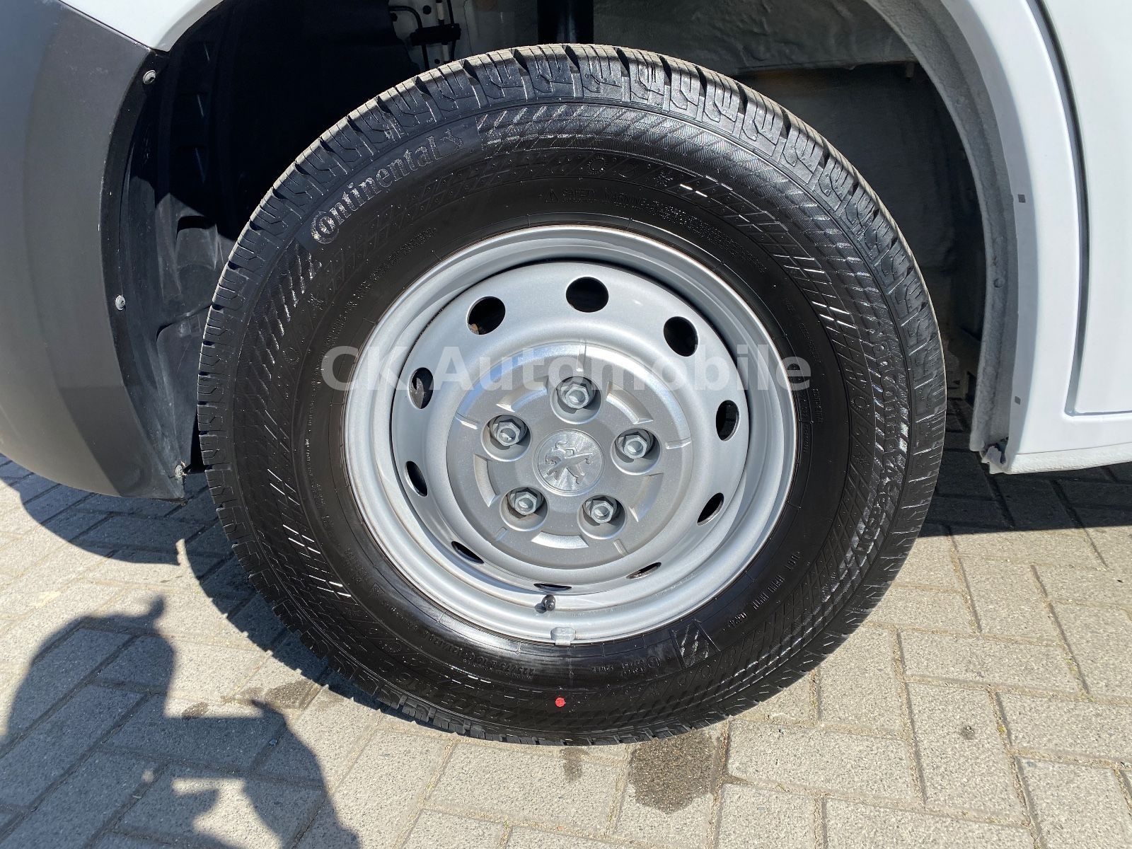 Fahrzeugabbildung Peugeot Boxer Abschleppwagen 435 L4 BlueHDi 165