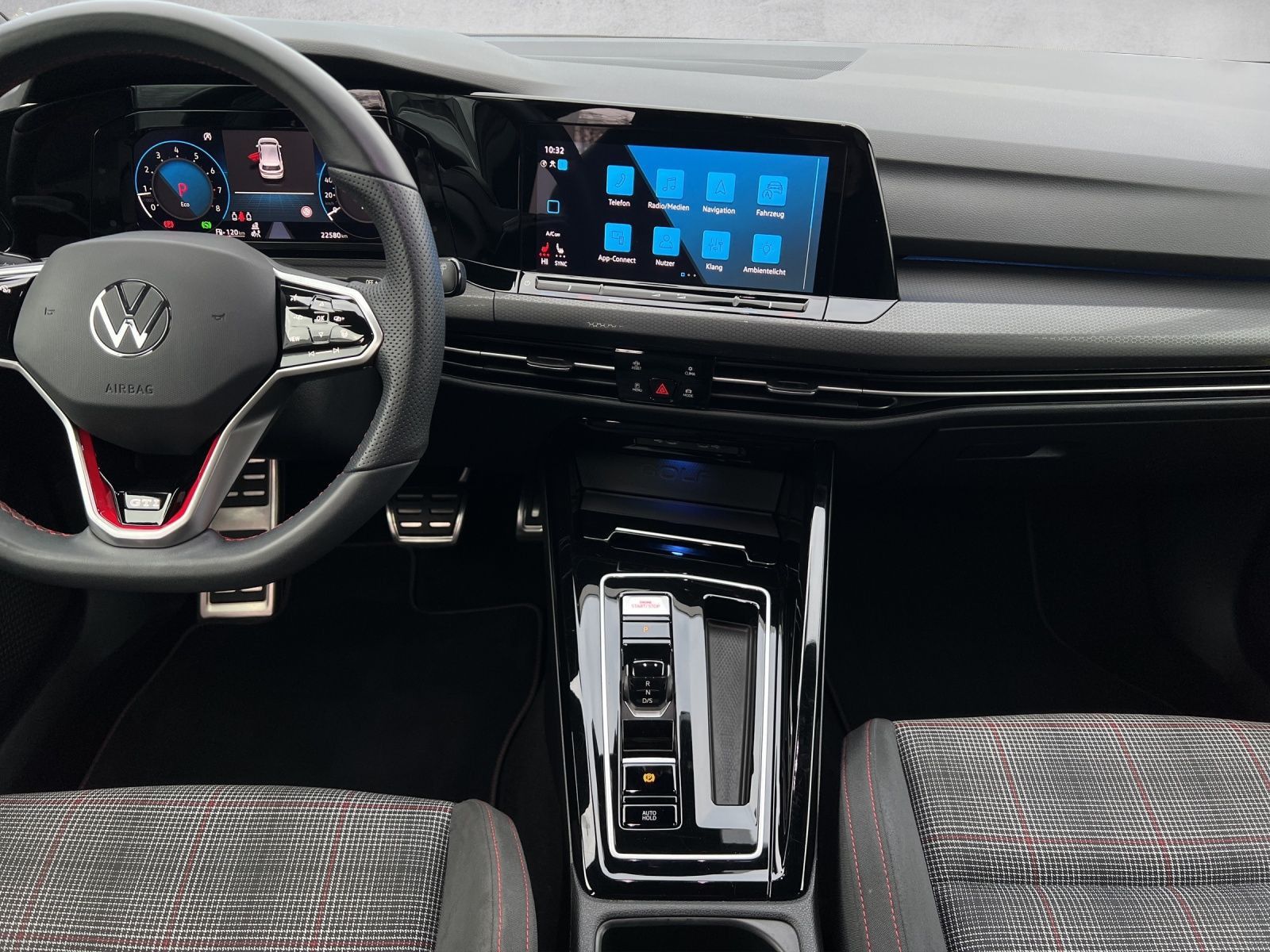 Golf VIII GTI 2.0 TSI DSG Navi*Kamera*ACC*Black