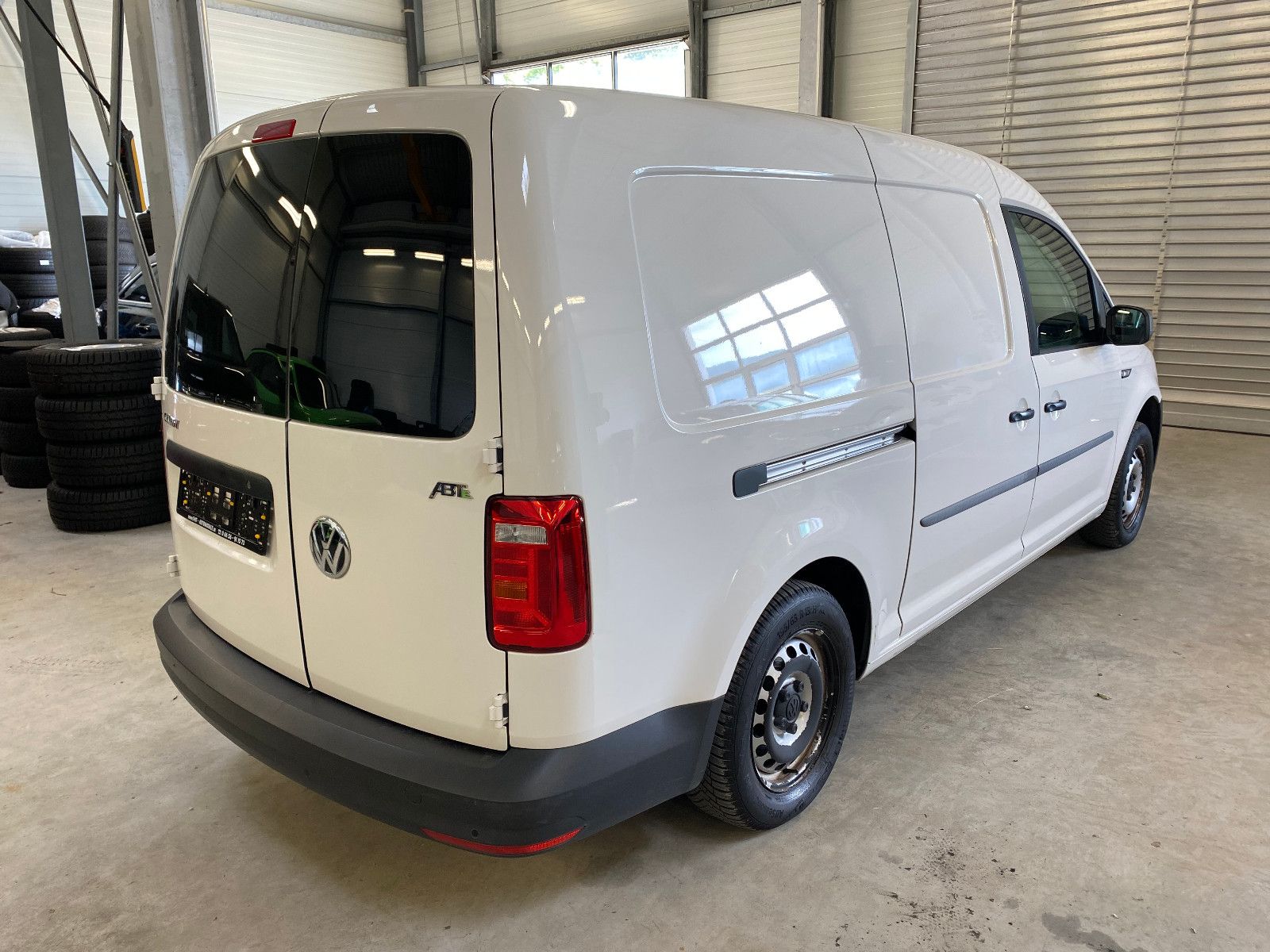 Fahrzeugabbildung Volkswagen Caddy Maxi ABT e Kasten Elektro DSG Klima PDC