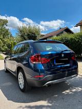 BMW Sehr gepflegter X1 sDrive18i - mit Panoramadach - BMW X1: Panoramadach