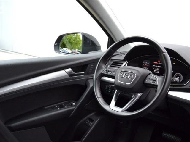 Q5 50 TFSI e quattro S-tronic LUFT/AHK/MATRIX/NA