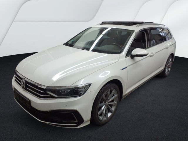 Volkswagen Passat Variant GTE *R-Line*Pano*Leder*Matrix*Web