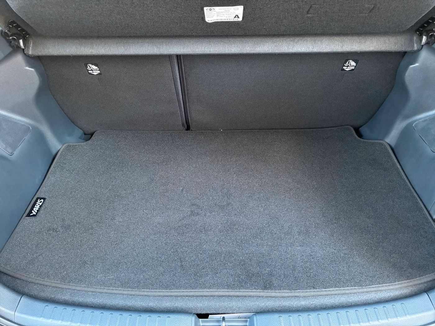 Fahrzeugabbildung Toyota Yaris Teamplayer 1.5-l-Hybrid KAMERA LED ACC