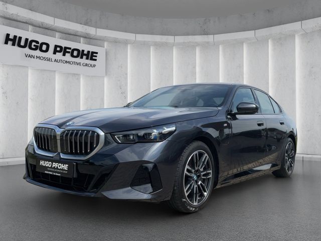 BMW 550e xDrive M Sport . Driving Prof