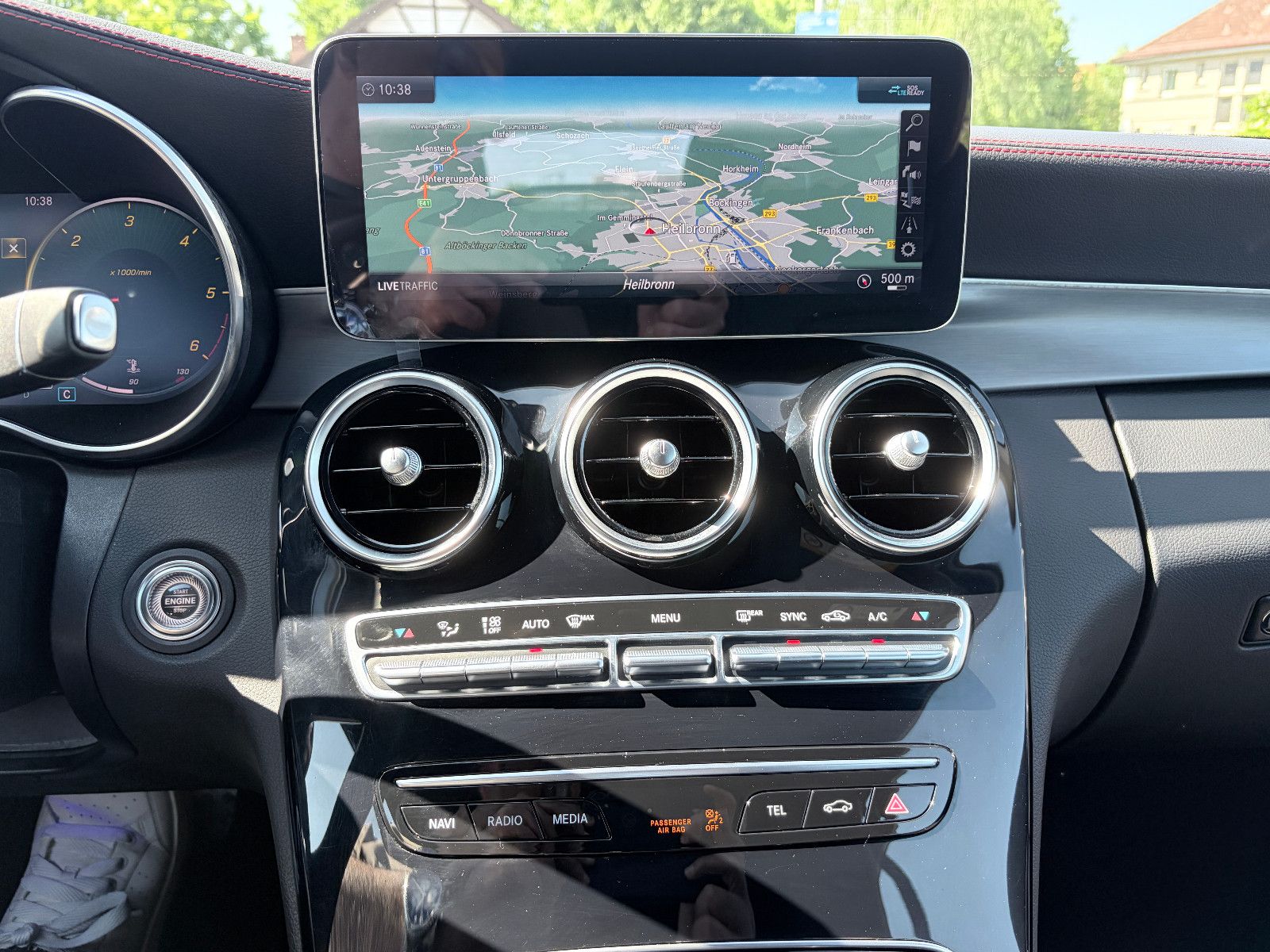 Mercedes-Benz C 300d AMG PLUS COMAND HUD DISTRONIC BURMESTER foto 25