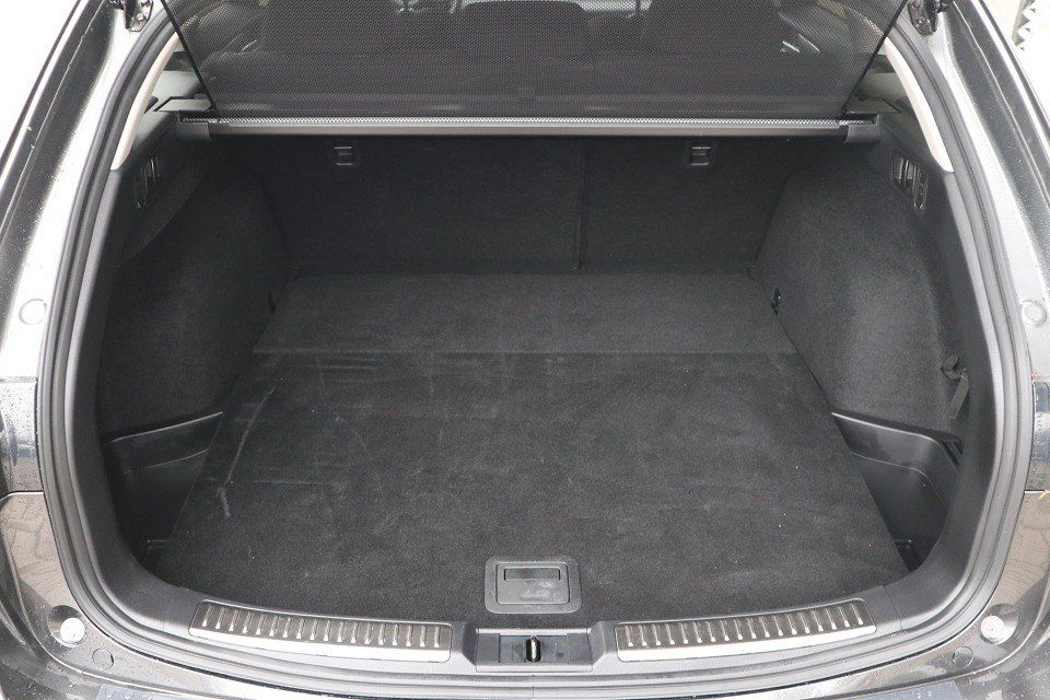 Fahrzeugabbildung Mazda 6 Exclusive-Line G-194 AT AHK NAVI ACAA 360° MAT