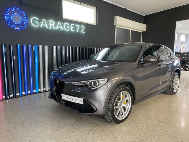 Alfa Romeo Stelvio 2.0 Turbo 280 CV AT8 Q4 Super