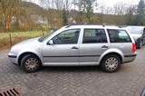 Volkswagen VW Golf Variant 1.6 - Volkswagen Golf aus 2005: Variant