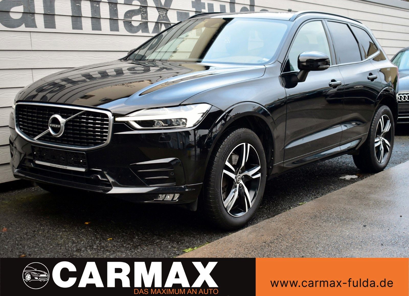 Fahrzeugabbildung Volvo XC60 T4 R Design Leder,Navi,LED,Panorama,SH,ACC