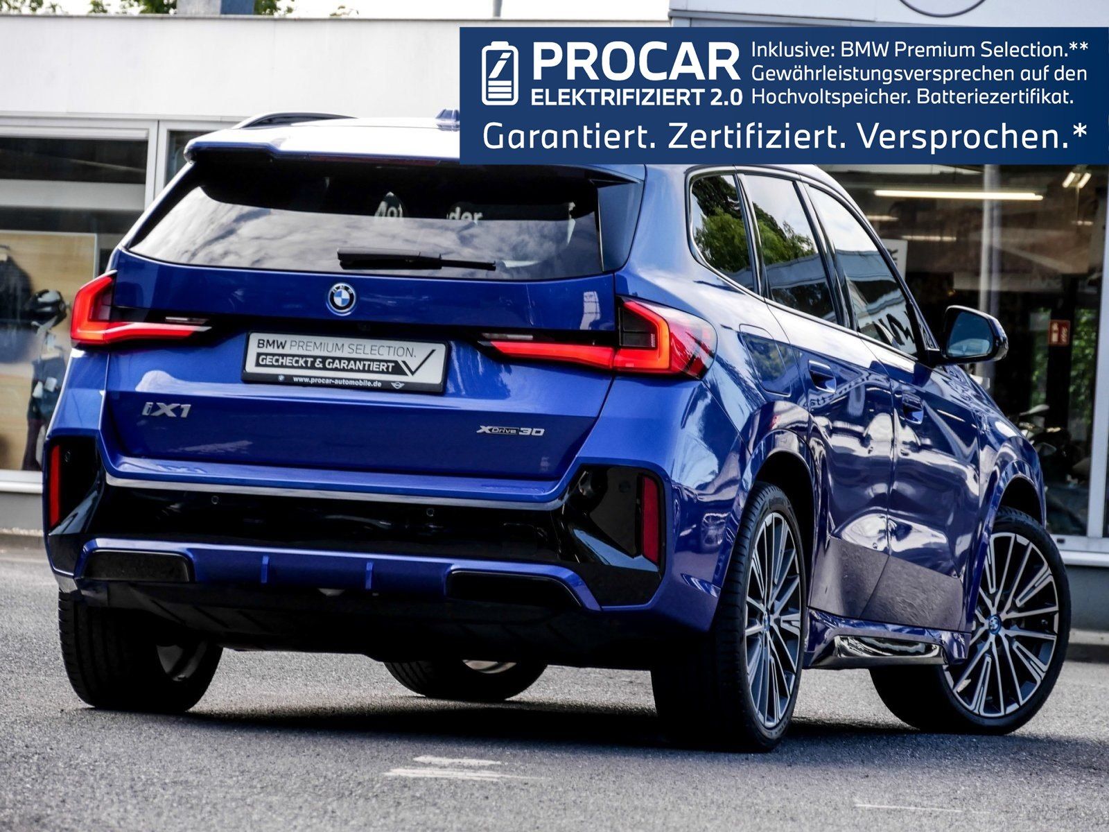 BMW iX1 xDrive30 M SPORT AHK HuD PANO H K DA PROF 36 foto 2