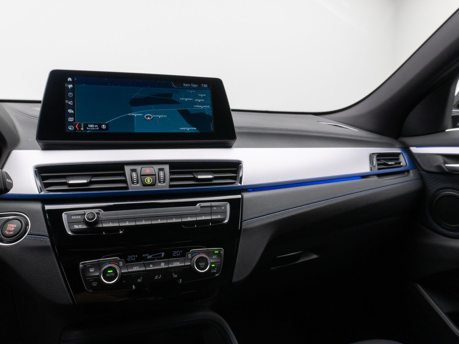 Fahrzeugabbildung BMW X2 xD20i M Sport Kamera HUD DAB Navi+ Alarm 19"