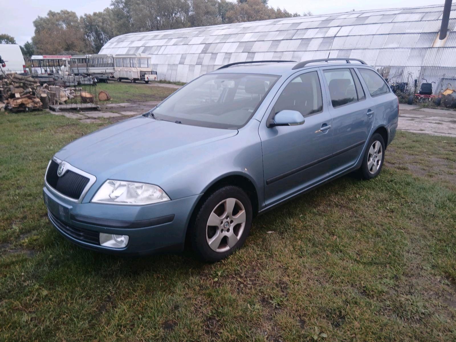 Skoda Octavia 2008 — interior