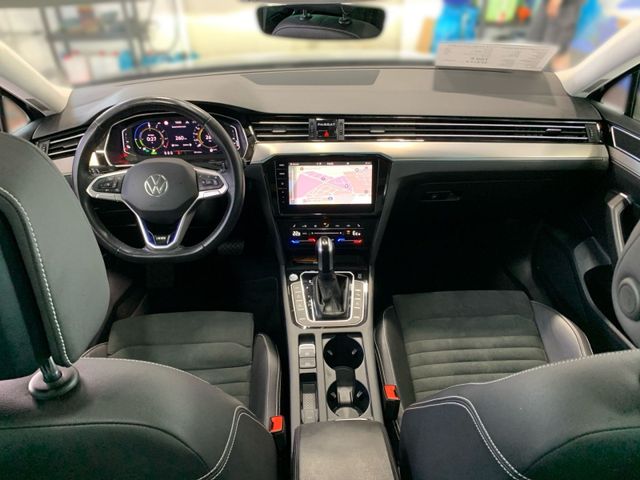Passat Variant 1.4 GTE R-LINE LED+KAMERA+PAN+DCC