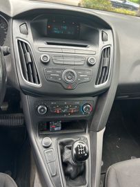 Ford Focus - 10