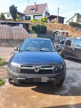 Dacia Duster 1.6 16V 105 4x2 - - Dacia Duster aus 2011: Allradantrieb