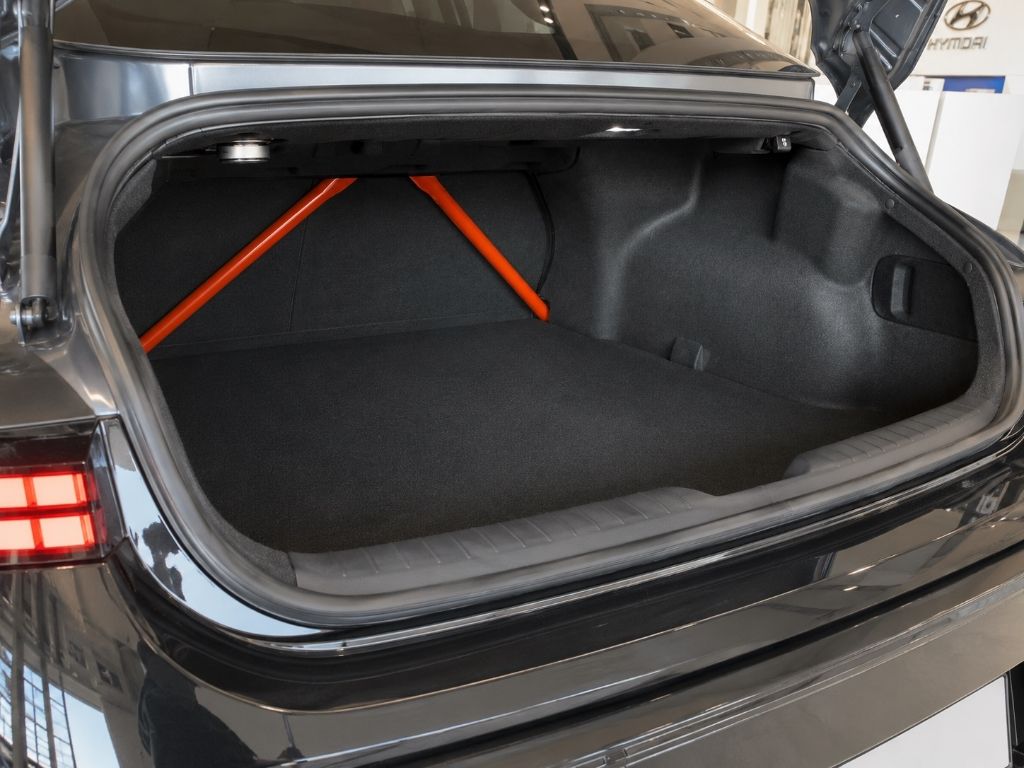 Hyundai IONIQ 6 - Bild 13