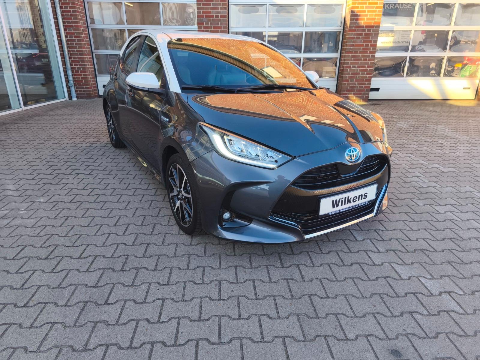 Toyota Yaris Hybrid Style