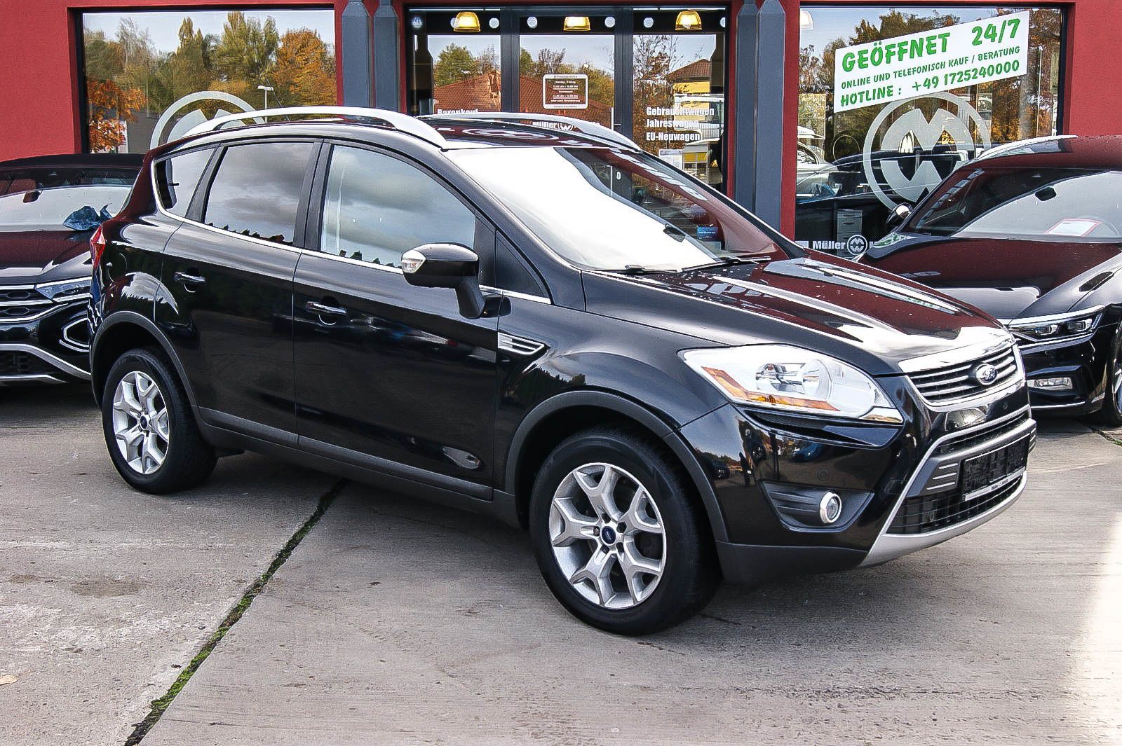 Fahrzeugabbildung Ford Kuga 2.0 Champions Edition 4x4 KLIMA SIHZG PDC