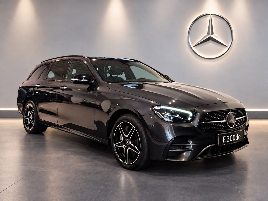 Image of Mercedes-Benz E 300