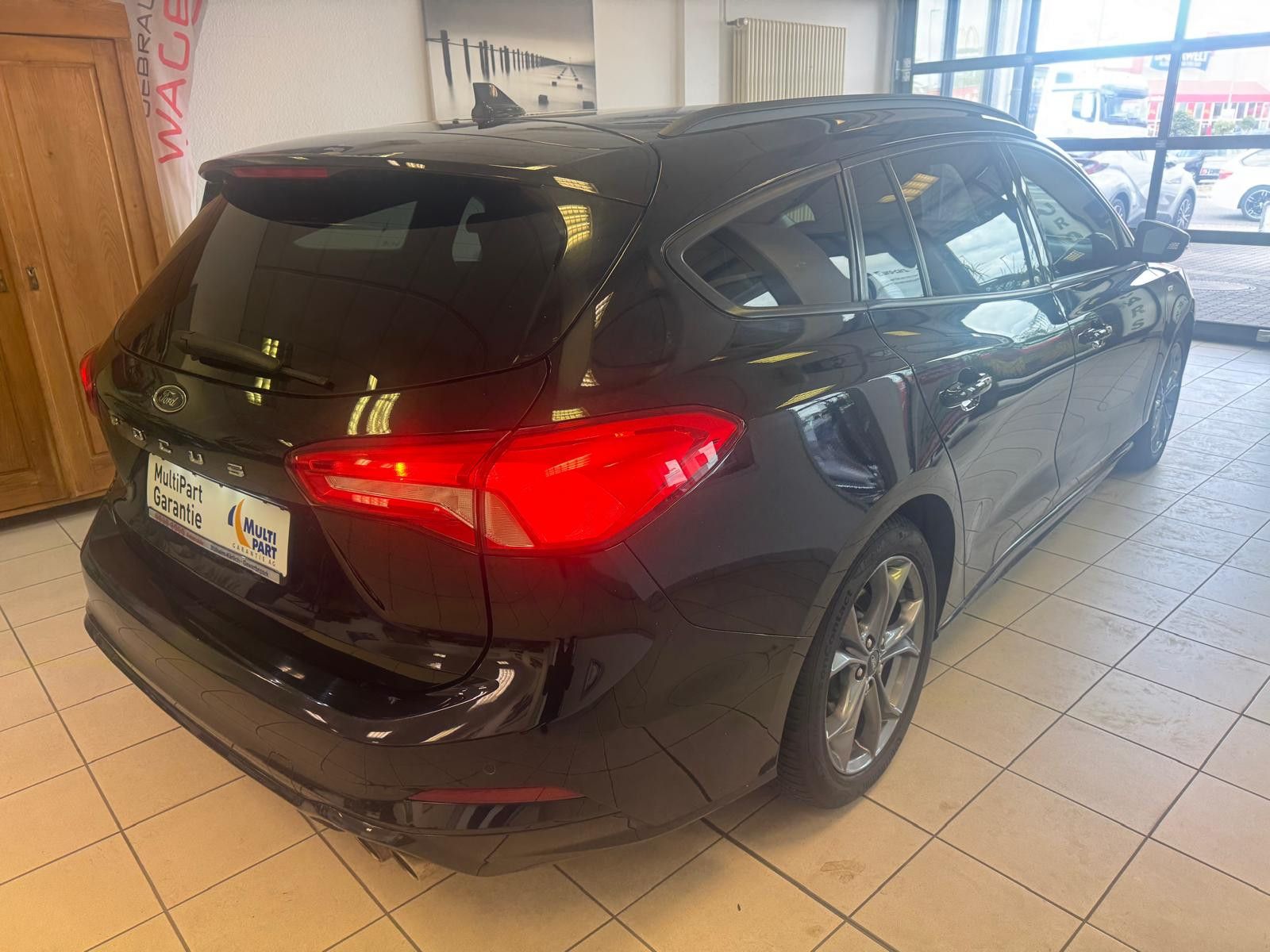 Fahrzeugabbildung Ford Focus 1,5 EcoBoost ST-Line /LED/NAVI/KLIMA