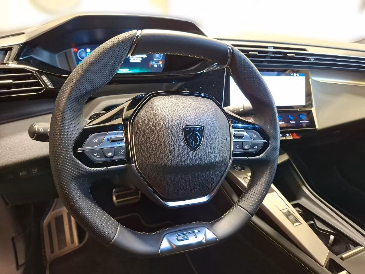 Peugeot 408 GT Plug-In Hybrid AT8 225PS *PDC*KAMERA*, миниатюра 12