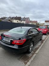 Mercedes-Benz E350 CGI Coupe C207 - Mercedes-Benz E 350 mit Benzin-Antrieb: Coupe