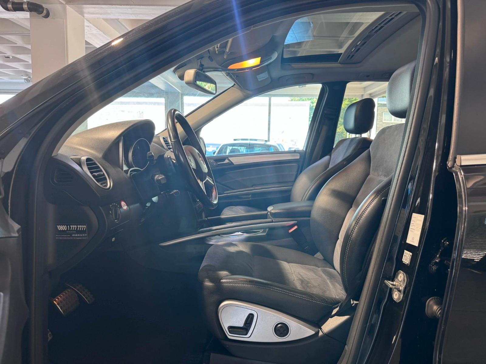Mercedes-Benz ML 300 CDI BE Sportpaket *Automatik*AHK 3,5t *