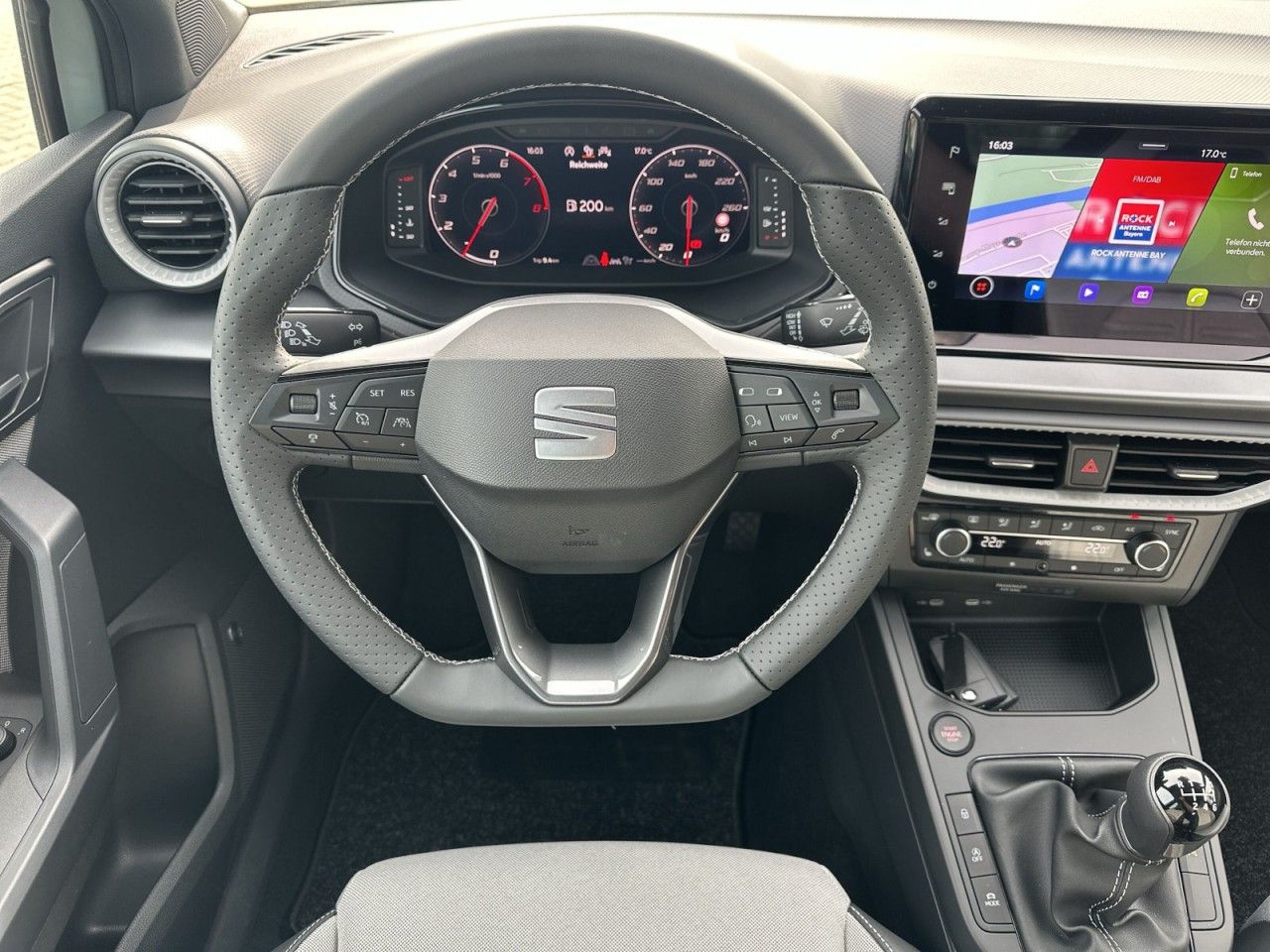 Fahrzeugabbildung SEAT Arona FR 1.0 TSI 85 kW - mit KI generiert/bearbeitet