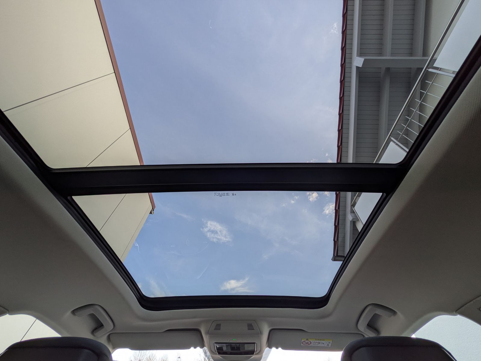 Fahrzeugabbildung SKODA Superb 2.0 TDI 4x4 Selection MATRIX*AHK*PANO*19"