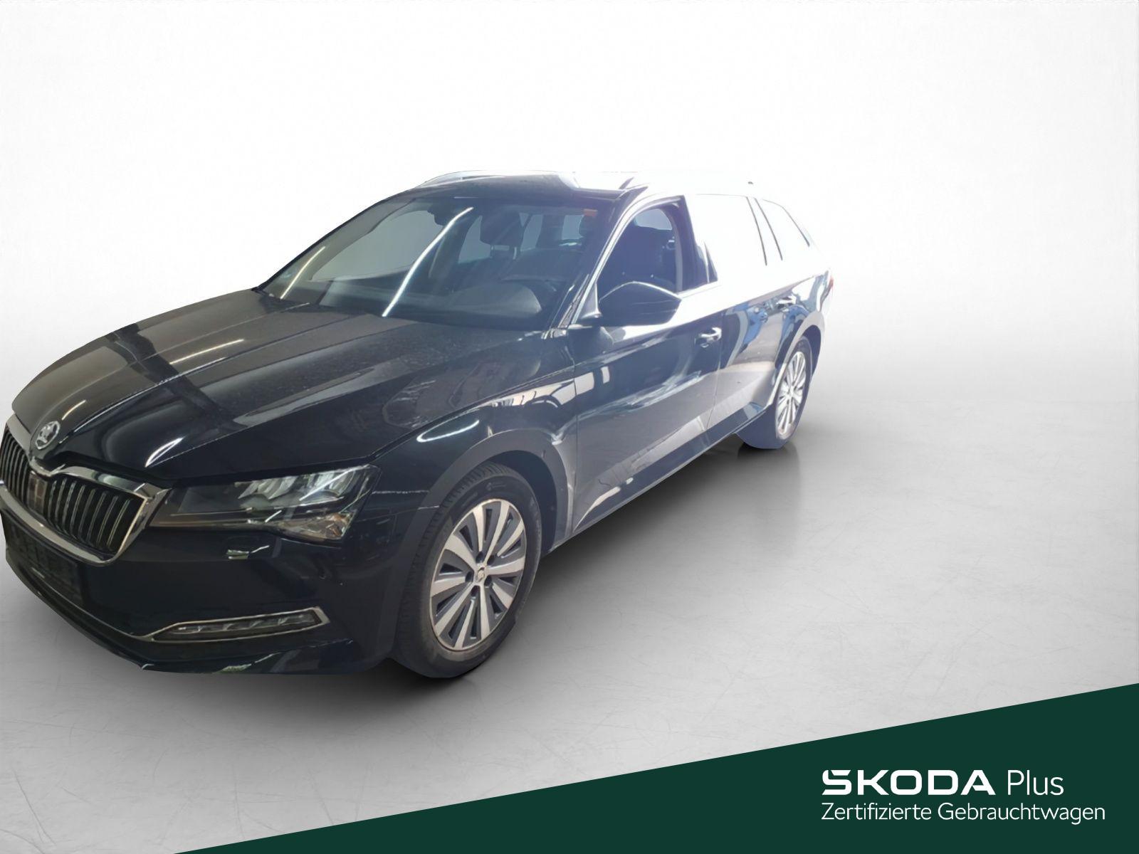 Skoda Superb Combi Style 2.0 TDI DSG*NAVI*KAM*SHZ*ACC*