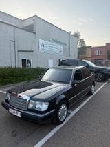 Mercedes-Benz Mercedes w124 250D - Mercedes-Benz 250: W124 D