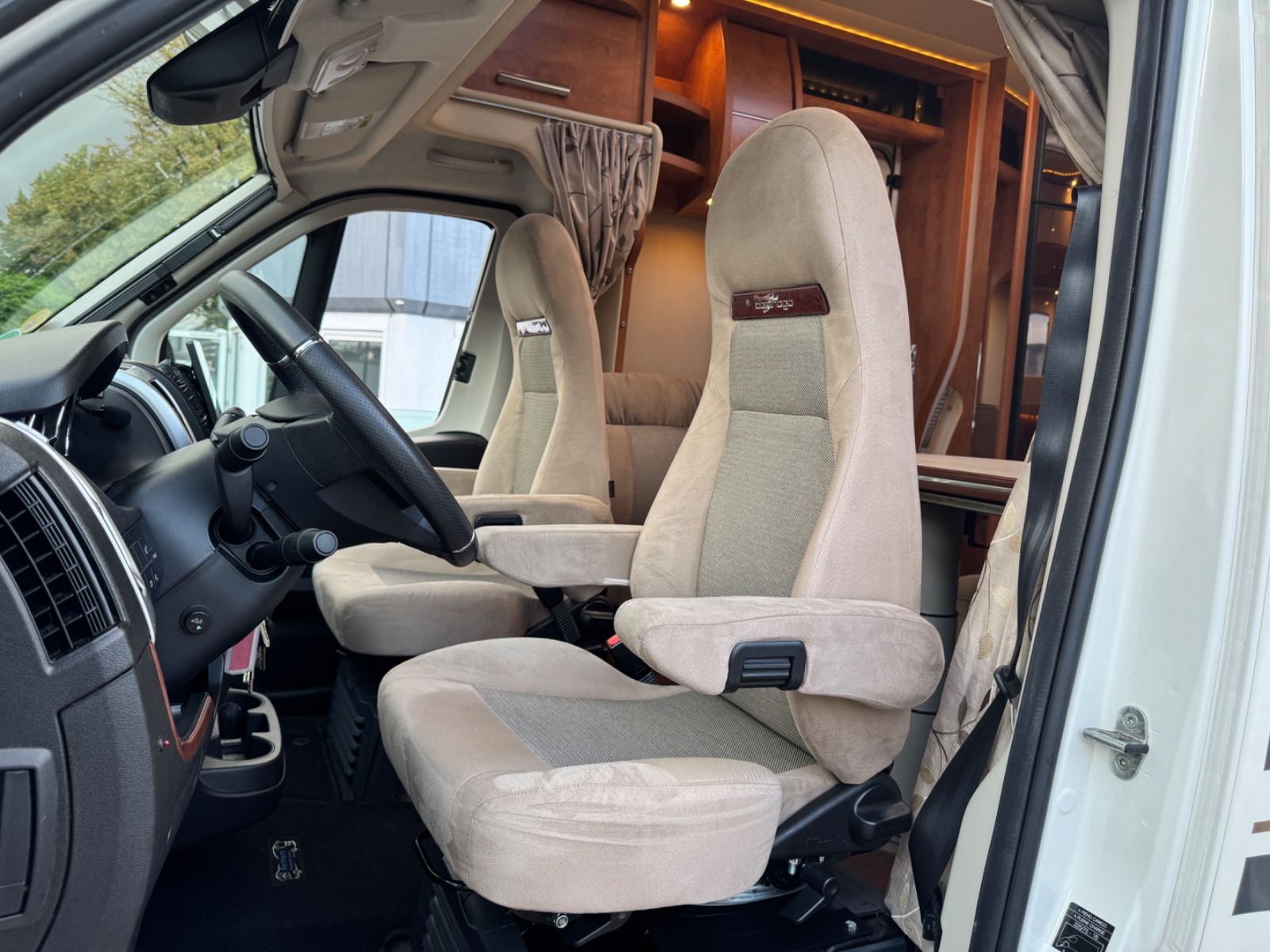 Fahrzeugabbildung Carthago CHIC C-LINE T 4.9 LE 9GT AUTOMATIK DUCATO MAXI