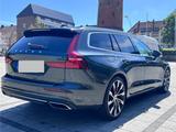Volvo V60 T6 AWD Geartronic Inscription V-Max 250 km/h - Volvo V60: Geartronic