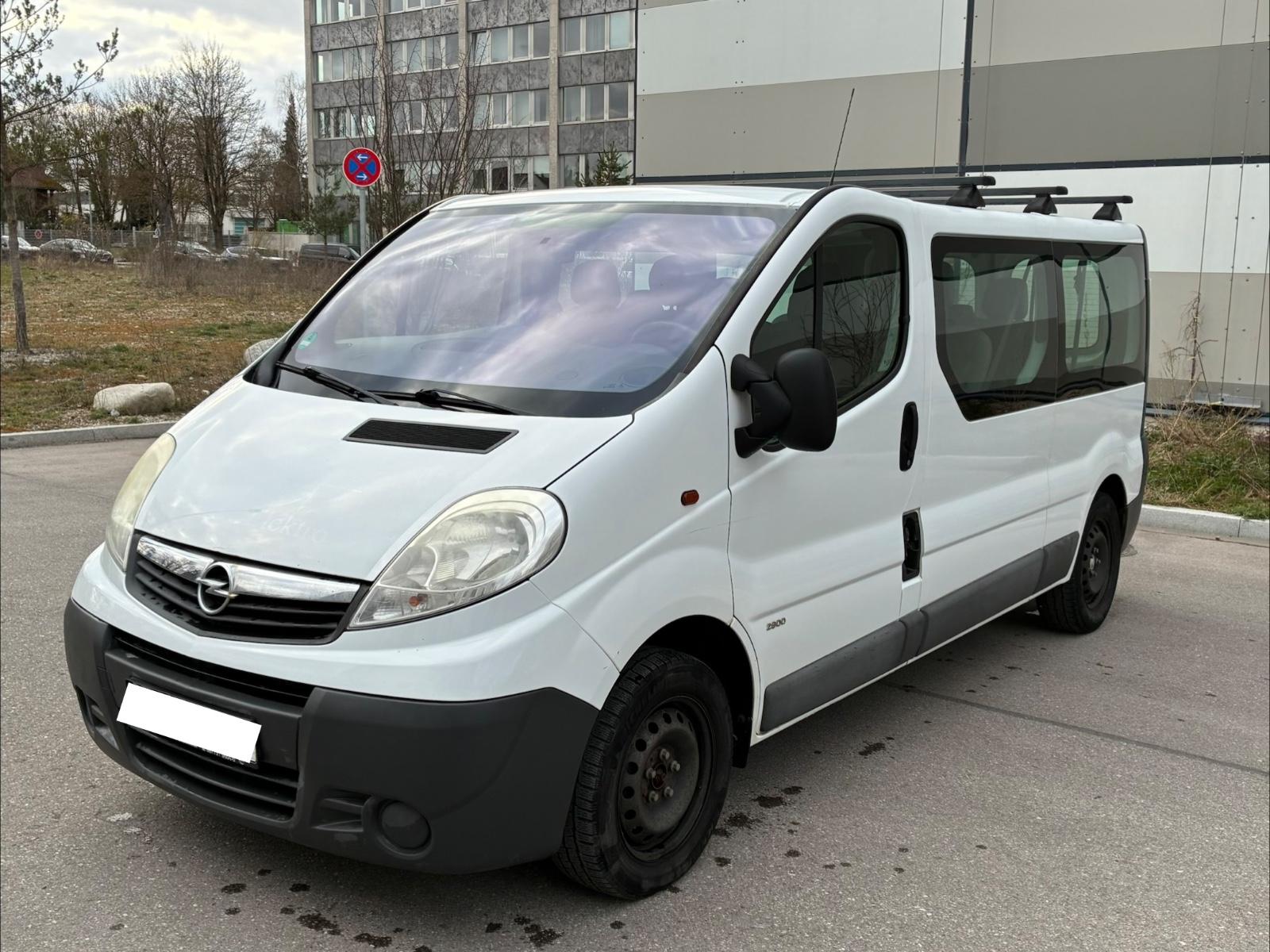 Opel Vivaro 2.0 CDTI 9-Sitze L2 H1 Doppelklima Euro5