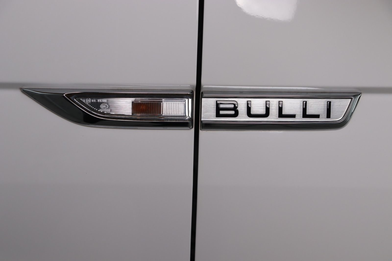 Fahrzeugabbildung Volkswagen T6 2.0 TDI Multivan Highl. * ACC 2xSchiebet LED