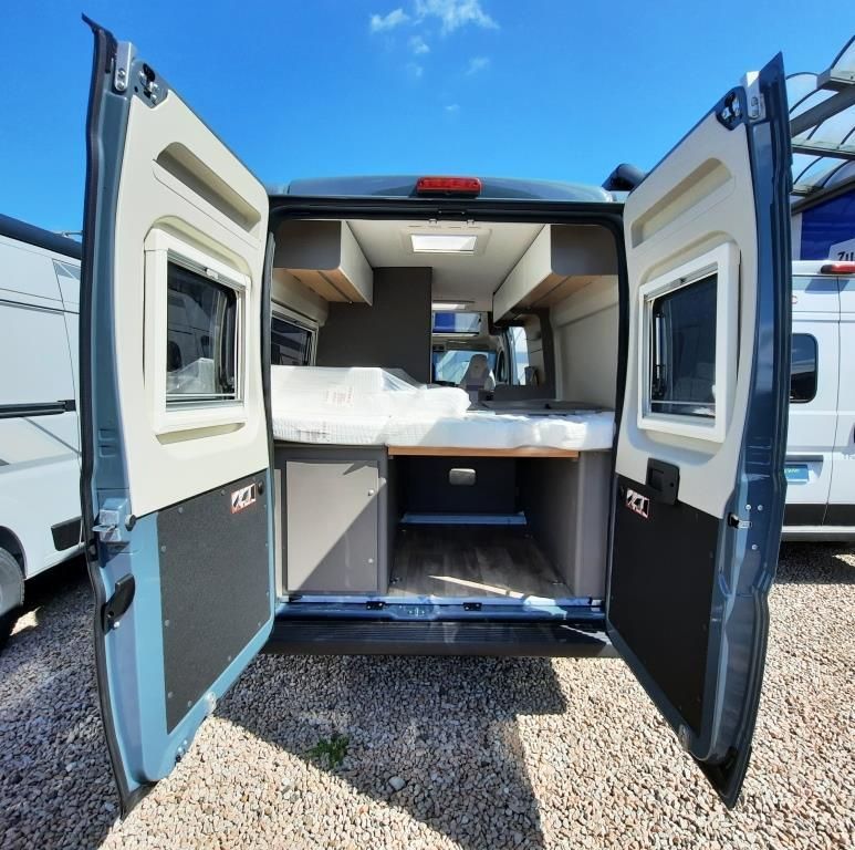 Fahrzeugabbildung LMC Innovan 600 Verfüg./Sparen Sie 11.275,- €