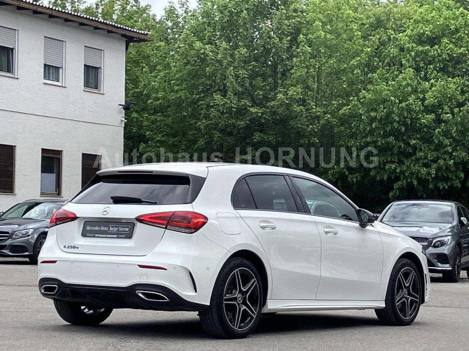 Mercedes-Benz A 250 e Kompakt/AMG Line/AHK/Night/Ambiente/LED