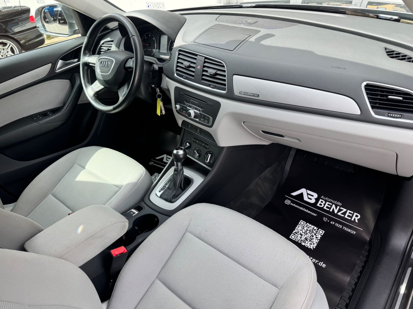 Fahrzeugabbildung Audi Q3 2.0 TDI quattro S-Tronic/SHZ/ALU/TÜV-NEU/