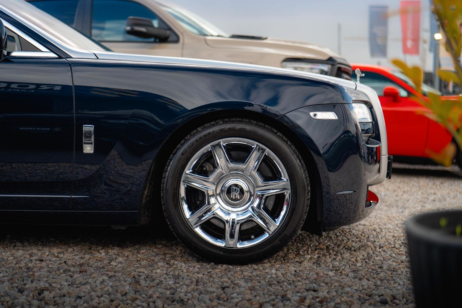 Fahrzeugabbildung Rolls-Royce Ghost V12 Full Service *Panorama*TV*360*HU*19%*