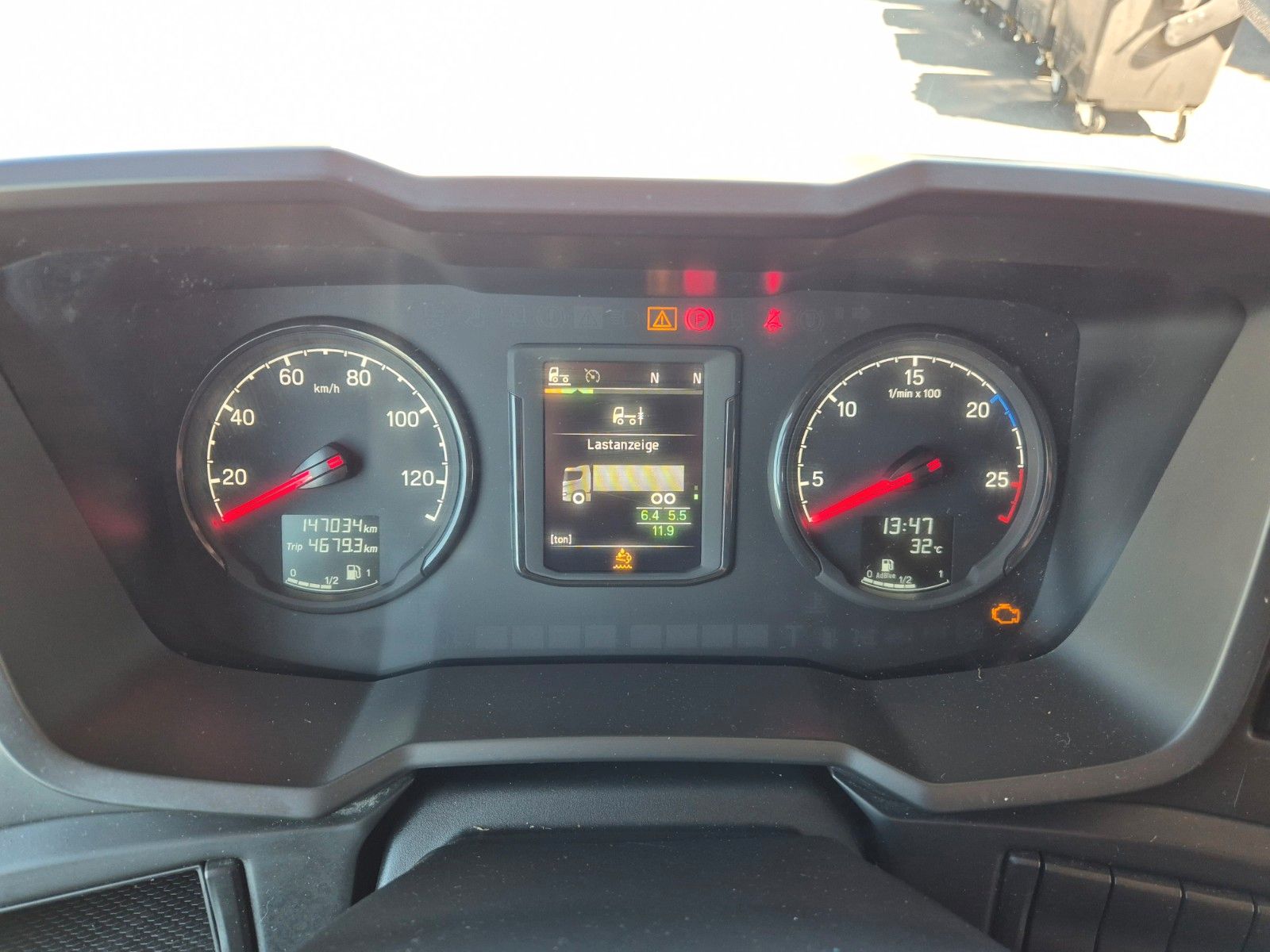 Fahrzeugabbildung Scania P 320 B6x2*4NA Olympus 21 W ASF Hecklader