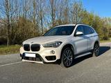 BMW X1 sDrive20i Sport Line, Pano, AHK, HUD, LED