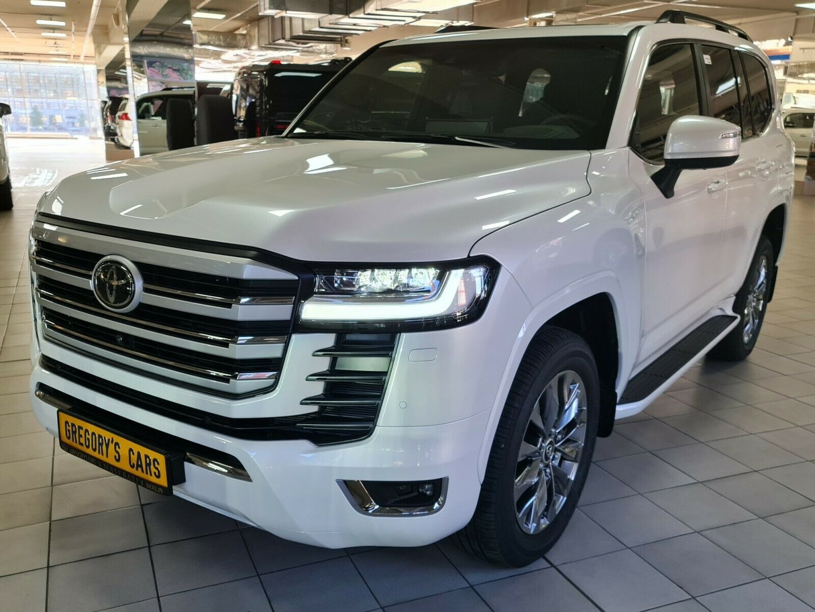 Toyota LC300+70thANV+NEU+EUreg+RearTV+415HP+HUD imagem 3