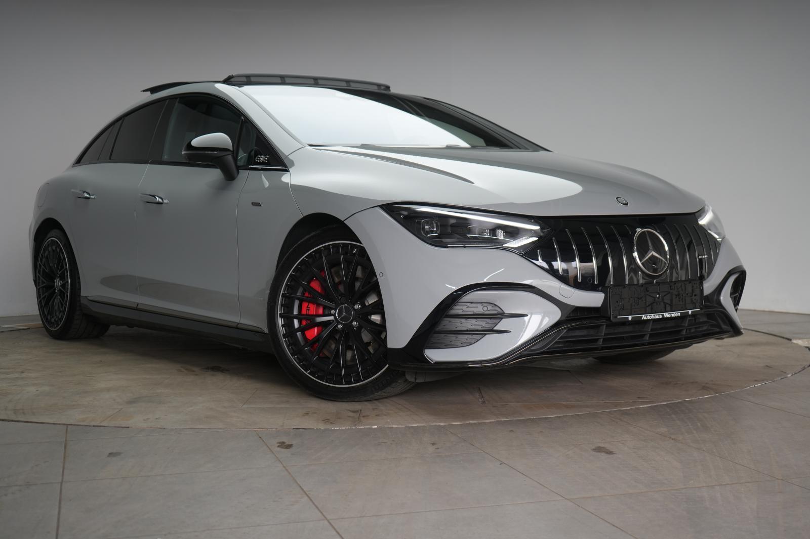 Mercedes-Benz EQE 53 4Matic Hinterachslenkung/Leder/Pano/360