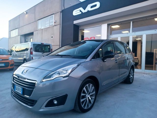 Peugeot 5008 2.0 HDi 163CV aut. Allure