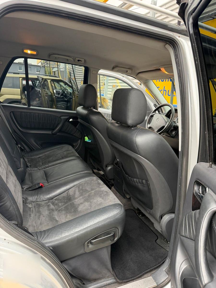 Mercedes-Benz ML270 2005 — photo 9