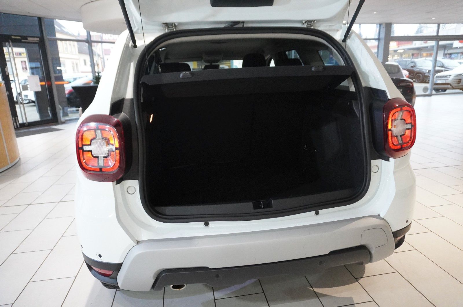 Fahrzeugabbildung Dacia Duster II 1.3 TCE PRESTIGE LED/KAMERA/SHZ/TEMP.