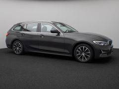 Foto Nummer 4: BMW 330e