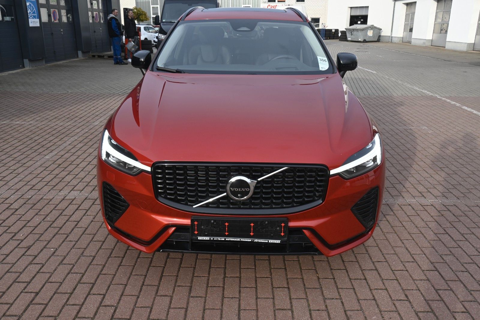 Fahrzeugabbildung Volvo XC60 T8 Ultimate Dark AWD*AHK*HUD*Pano*Massage*