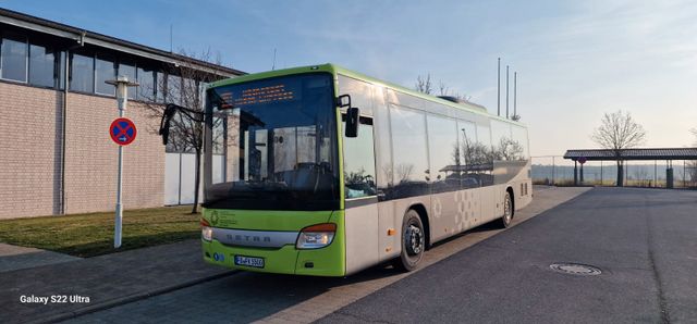 Setra S 415 LE business