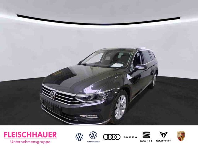 Volkswagen Passat Variant Elegance 2.0 TDI DSG HUD AHK Pano